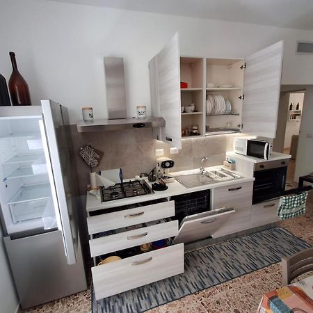 La Strelizia Apartment Alghero Bagian luar foto