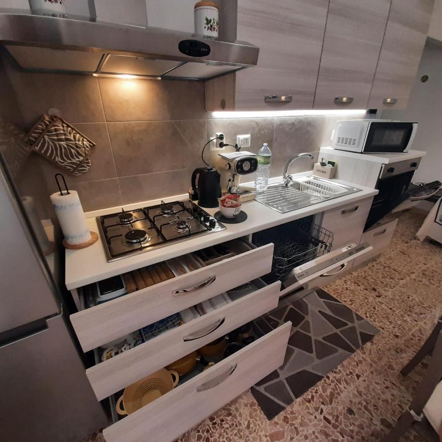 La Strelizia Apartment Alghero Bagian luar foto